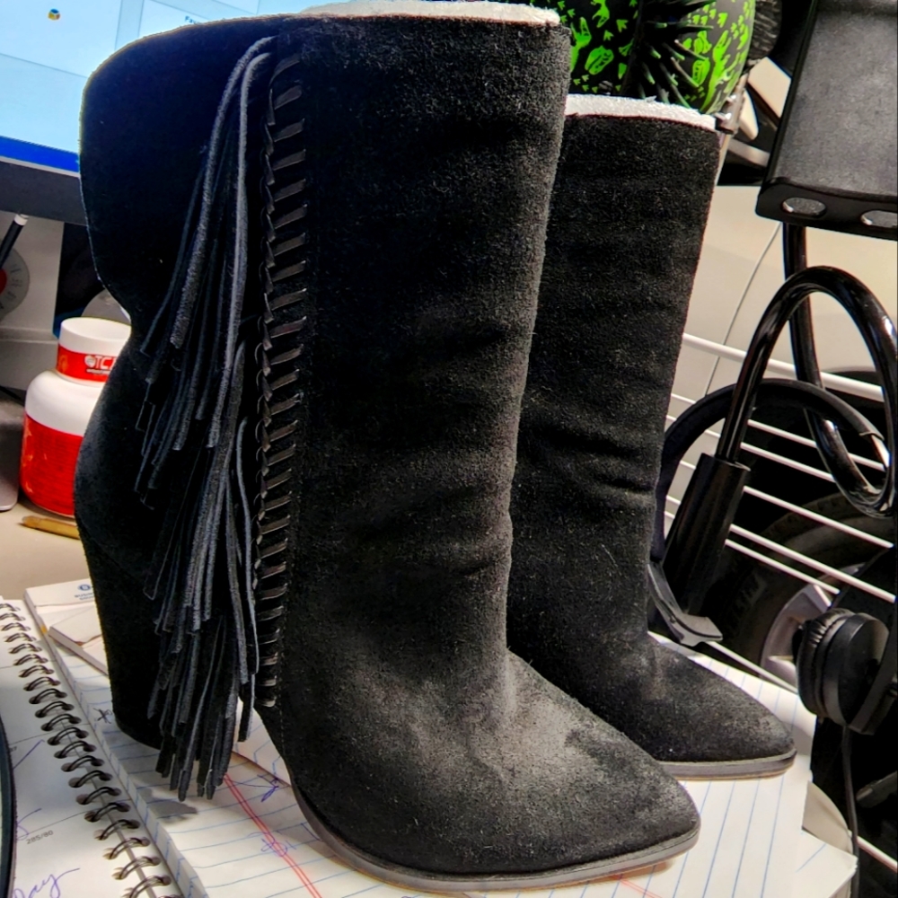 Dolce vita fringe heel boots 6.5
